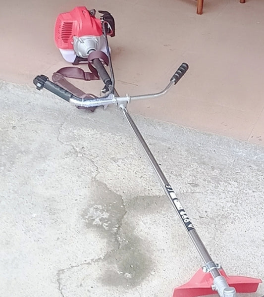 2 Stroke Lawn Trimmer