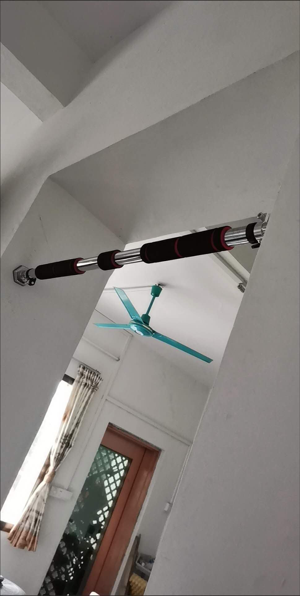 Doorway Pull Up Bar Adjustable | No Drilling | NZ Stock