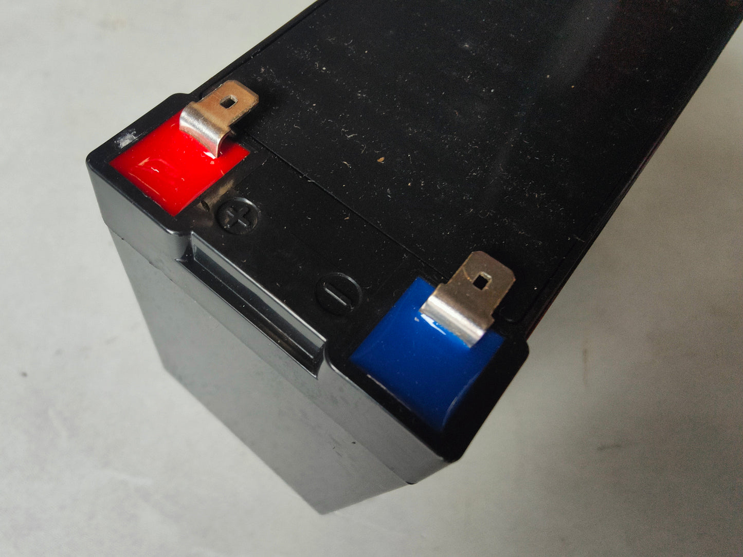 Battery 12V8AH