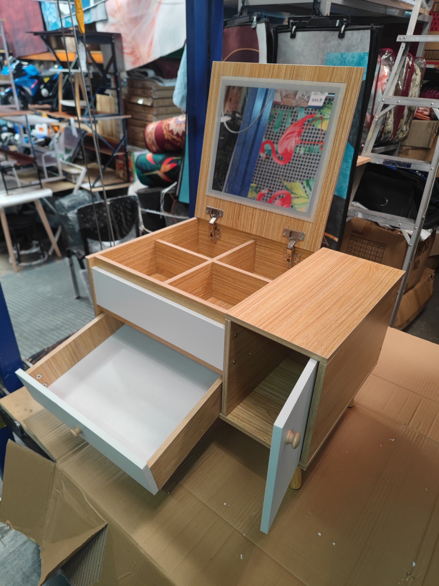 Dressing table, Vanity table